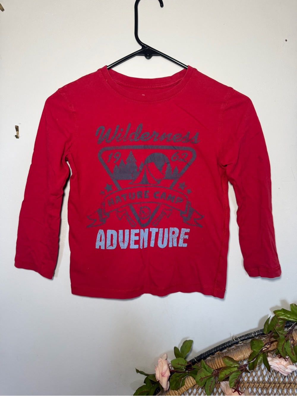 George Red 'Wilderness Adventure' Long-Sleeve Tee